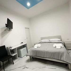 Raf'S House